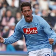 英超直播-前阿根廷国脚：没人能像梅西那样与人球合一，训练时我总是被迷住