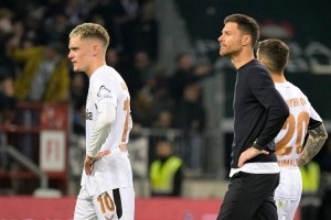 EPL积分榜-马卡电台：阿隆索希望皇马签维尔茨、莫德里奇再留一年