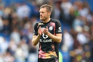 荣光不再❗38岁瓦尔迪8球3助难挽天倾，蓝狐重回英超1年濒临降级