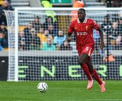 科纳特：相比多线争冠结果未知，我们所有人都会选确保夺英超冠军