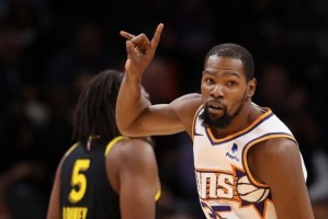 注册入口-双榜第一！杜兰特变身中投王 35岁他进攻越发犀利