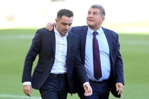 注册入口-西媒：巴萨高层对哈维不满 拉波尔塔仍信任哈维